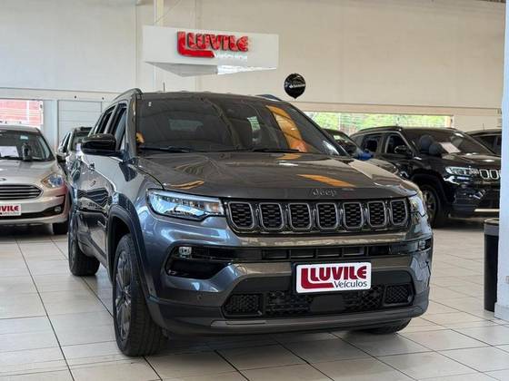 JEEP COMPASS 1.3 T270 TURBO FLEX LONGITUDE AT6